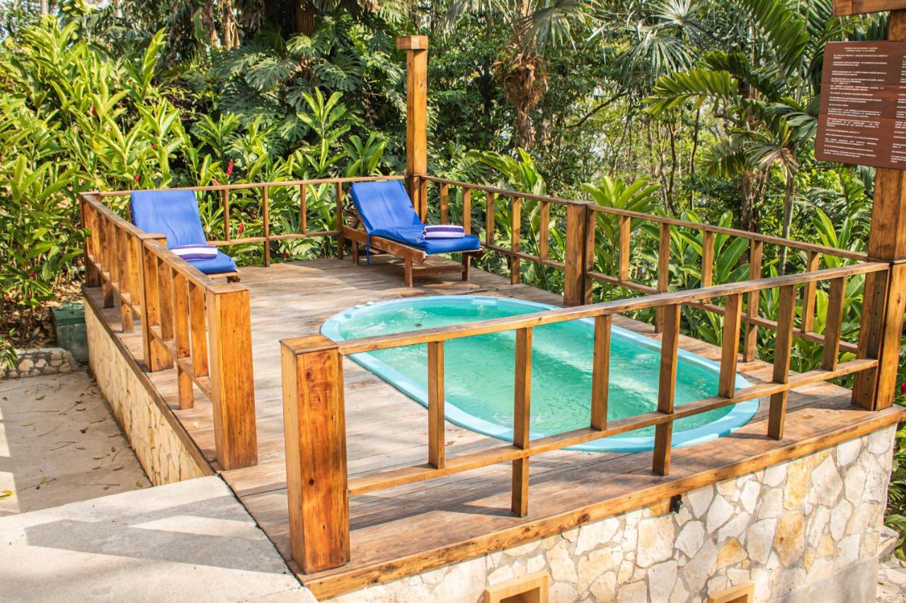Camino Real Tikal‎ Hotel El Remate Exterior photo